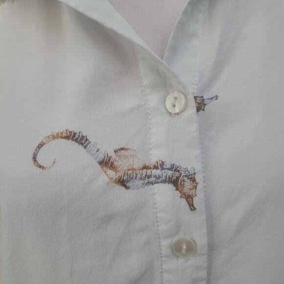 Jane + Delancey Size L Seahorse Button Up Shirt Nautical Lightweight Summer - Picture 2 of 10